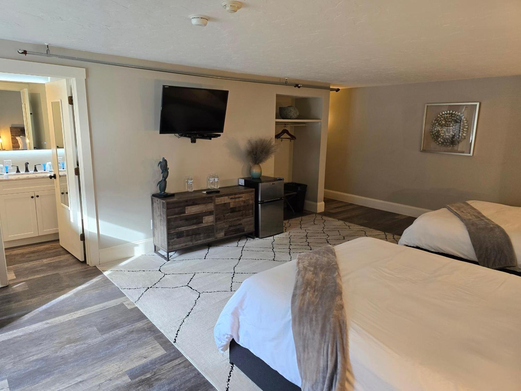 Gunstock Inn & Suites Gilford Exterior photo