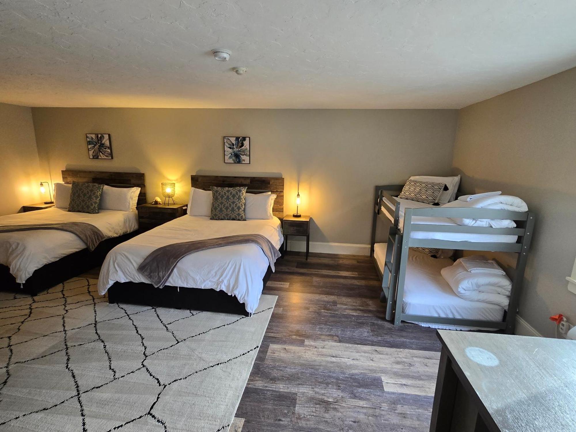 Gunstock Inn & Suites Gilford Exterior photo